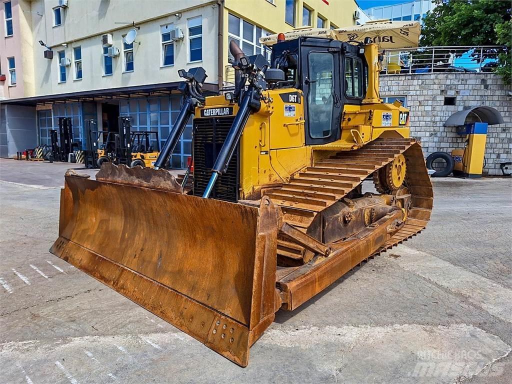 CAT D6T lánctalpas dózerek