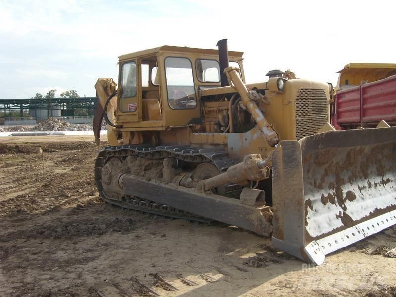CAT D8H lánctalpas dózerek