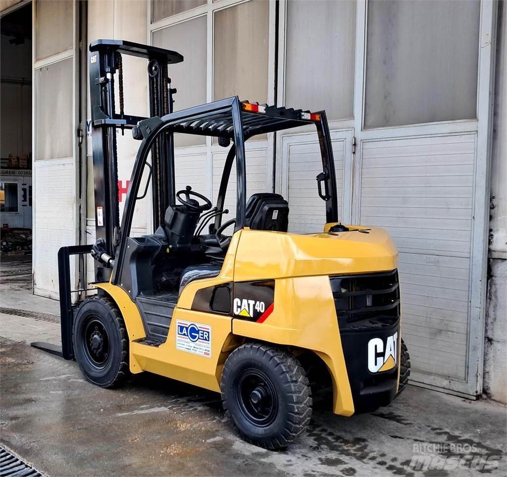 CAT DP40NT Dízel targoncák