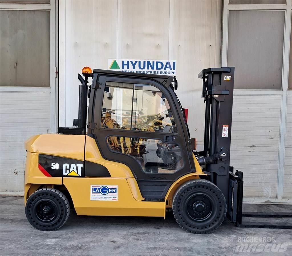 CAT DP50N Dízel targoncák