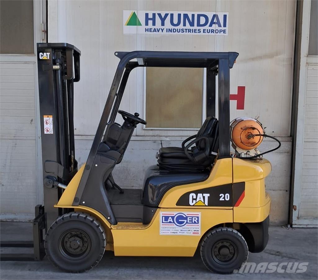 CAT GP20CN Gázüzemű targoncák
