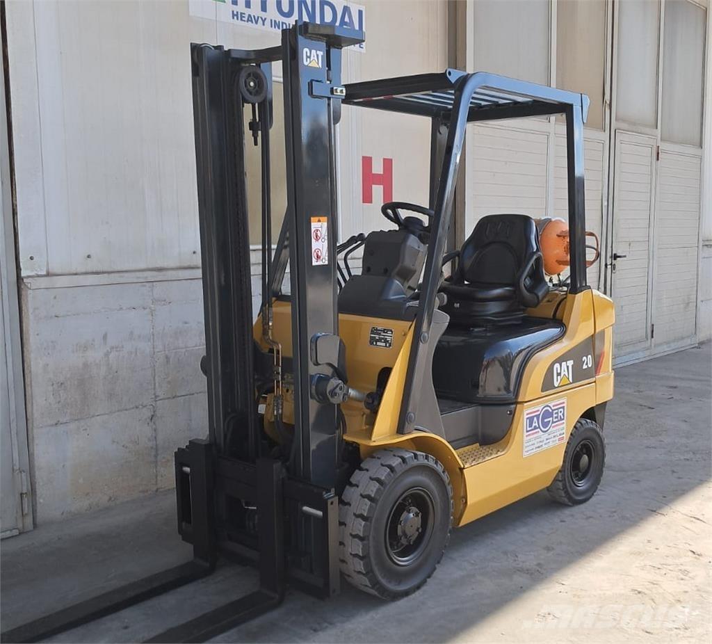 CAT GP20CN Gázüzemű targoncák