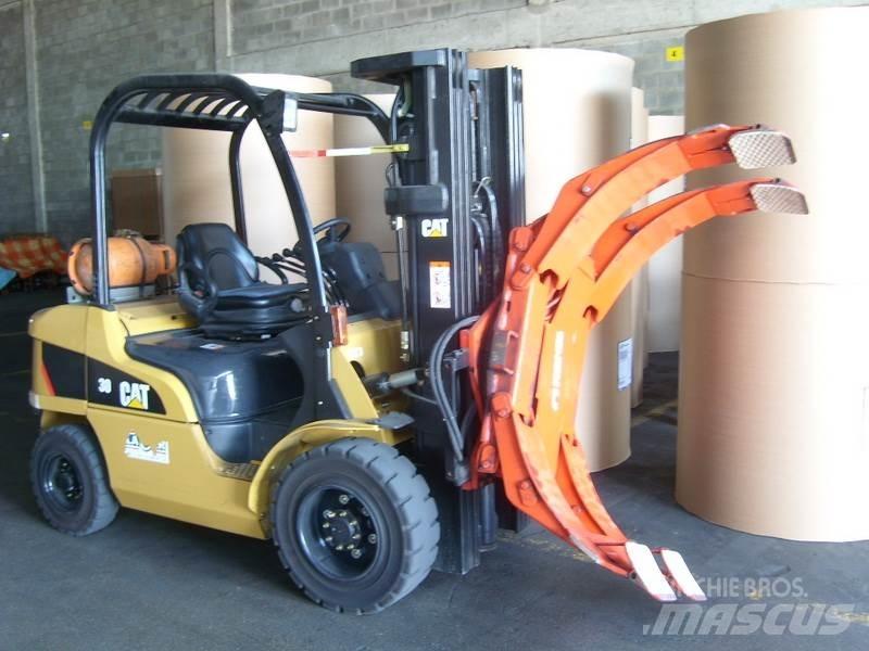 CAT GP30N Gázüzemű targoncák