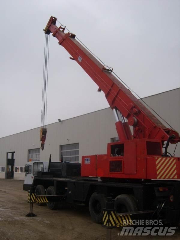 Coles T-321 Mobil daruk