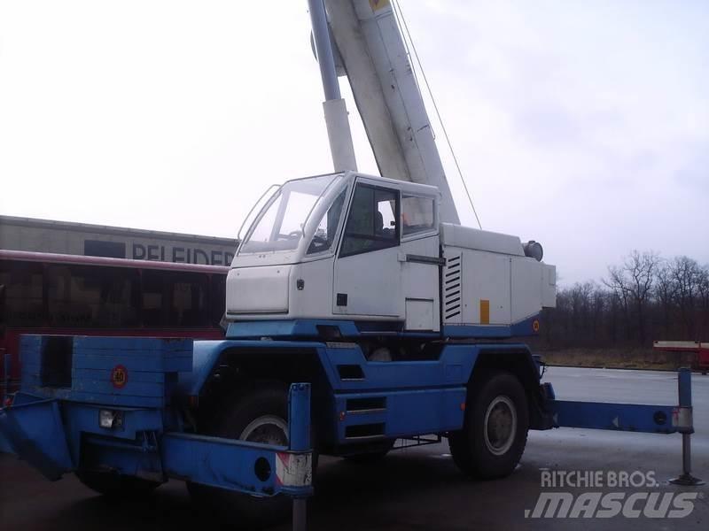 Compact Truck CT2-1 Mobil daruk