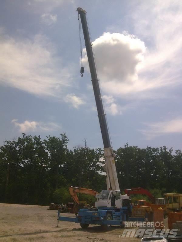 Compact Truck CT2-1 Mobil daruk