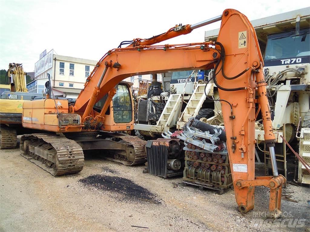 Doosan DX225LC Lánctalpas kotrók
