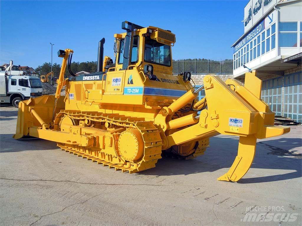 Dressta TD-25M lánctalpas dózerek