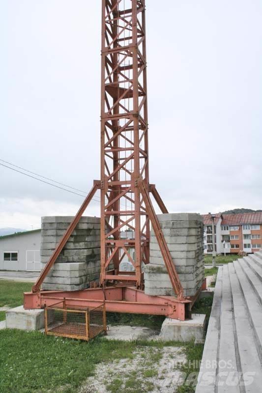 Fering F42-13 Torony daruk
