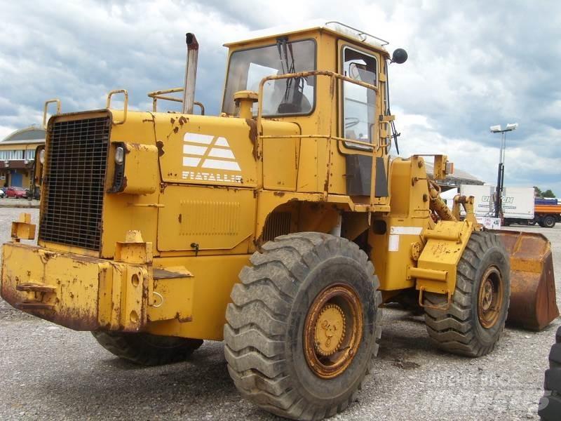 Fiat-Allis 580 FR 15 Gumikerekes homlokrakodók