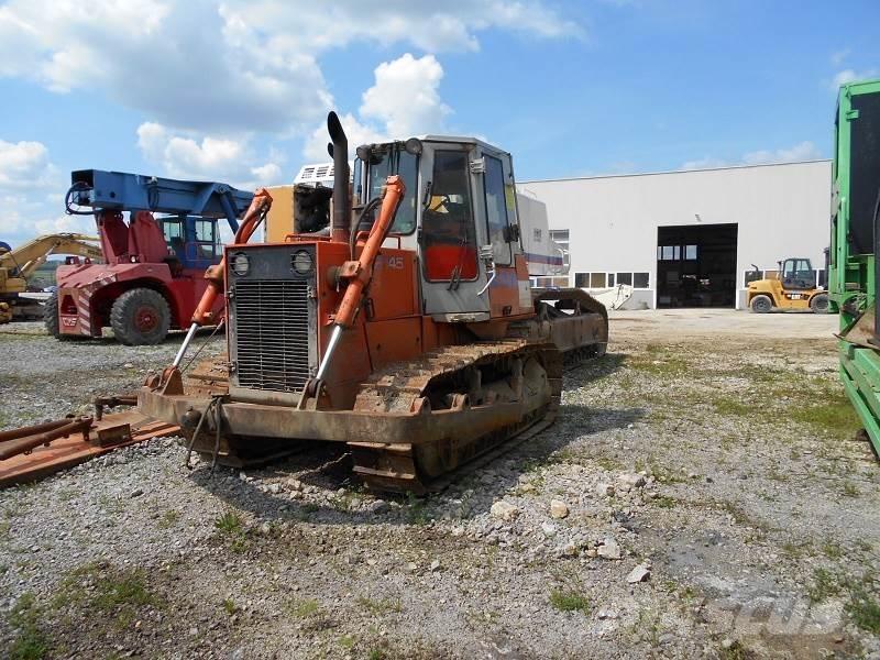 Fiat-Hitachi FD-145-1T lánctalpas dózerek