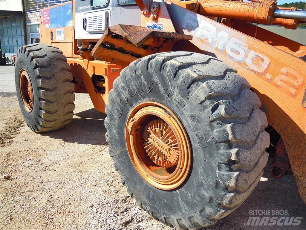 Fiat-Hitachi FR160.2 Gumikerekes homlokrakodók