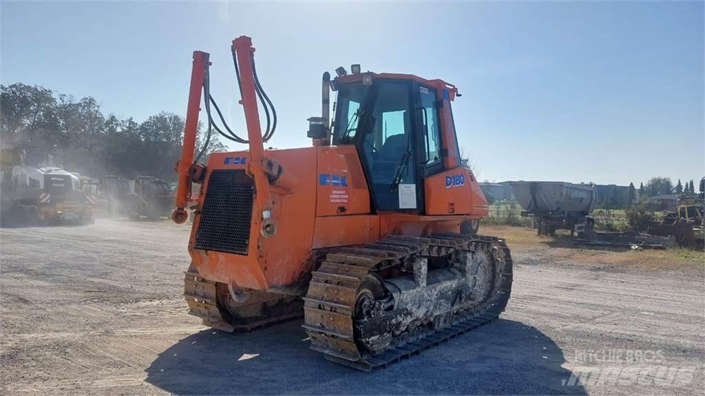 Fiat-Kobelco D180 lánctalpas dózerek