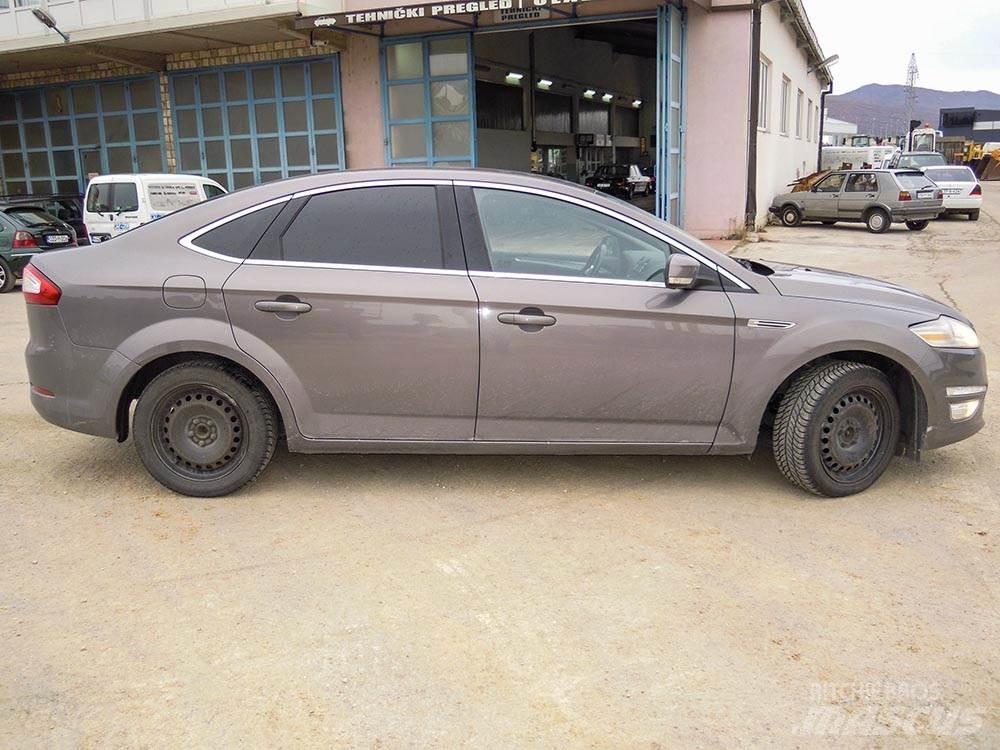 Ford Mondeo Kistehergépjárművek