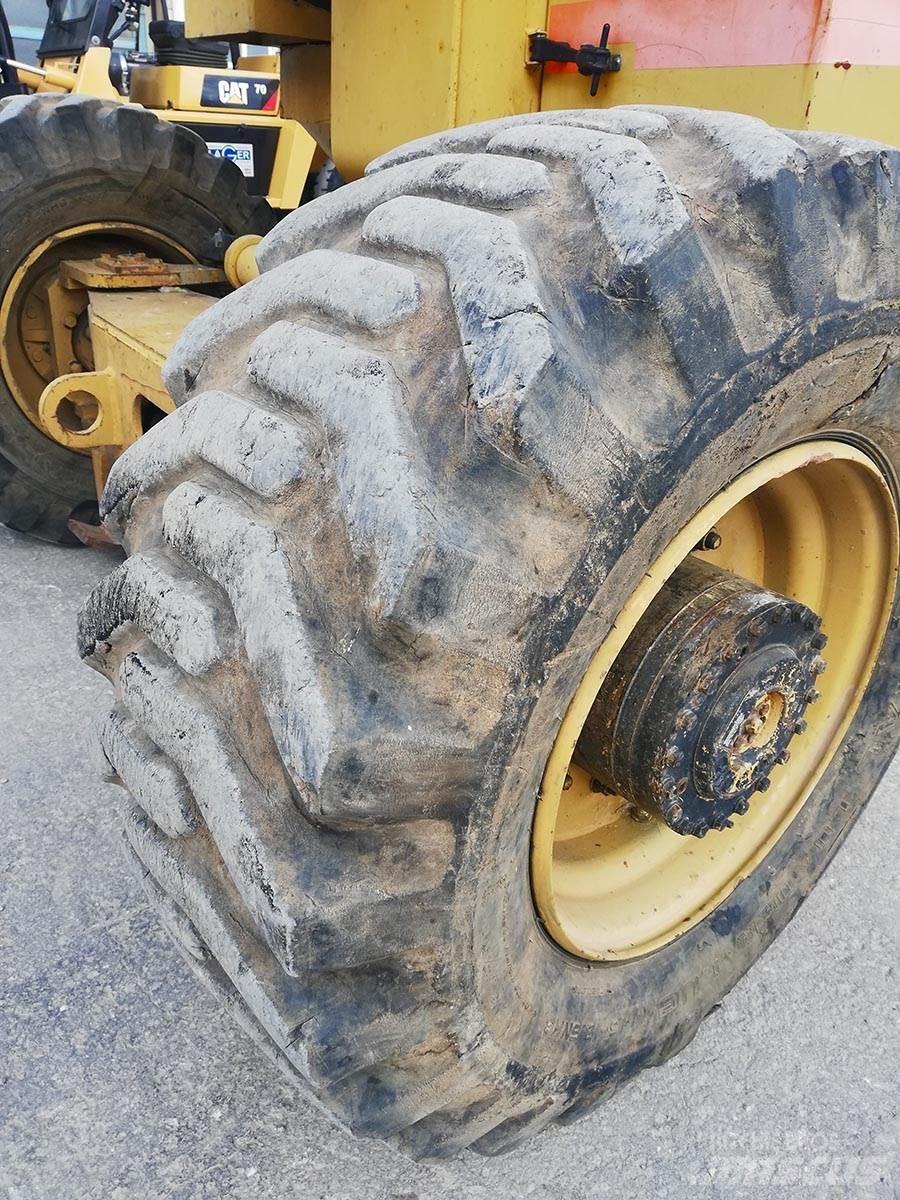 Grove AMZ 66 XT Karos emelők