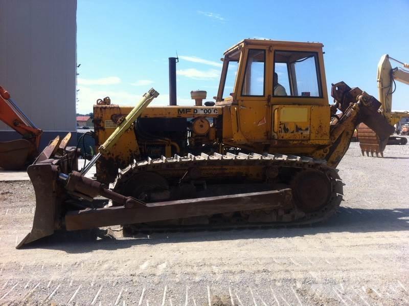 Hanomag D600 lánctalpas dózerek