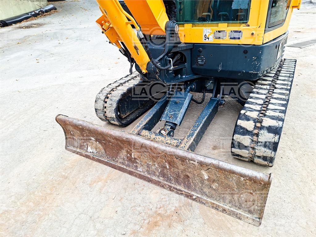 Hyundai 35Z-9 Mini kotrók < 7t