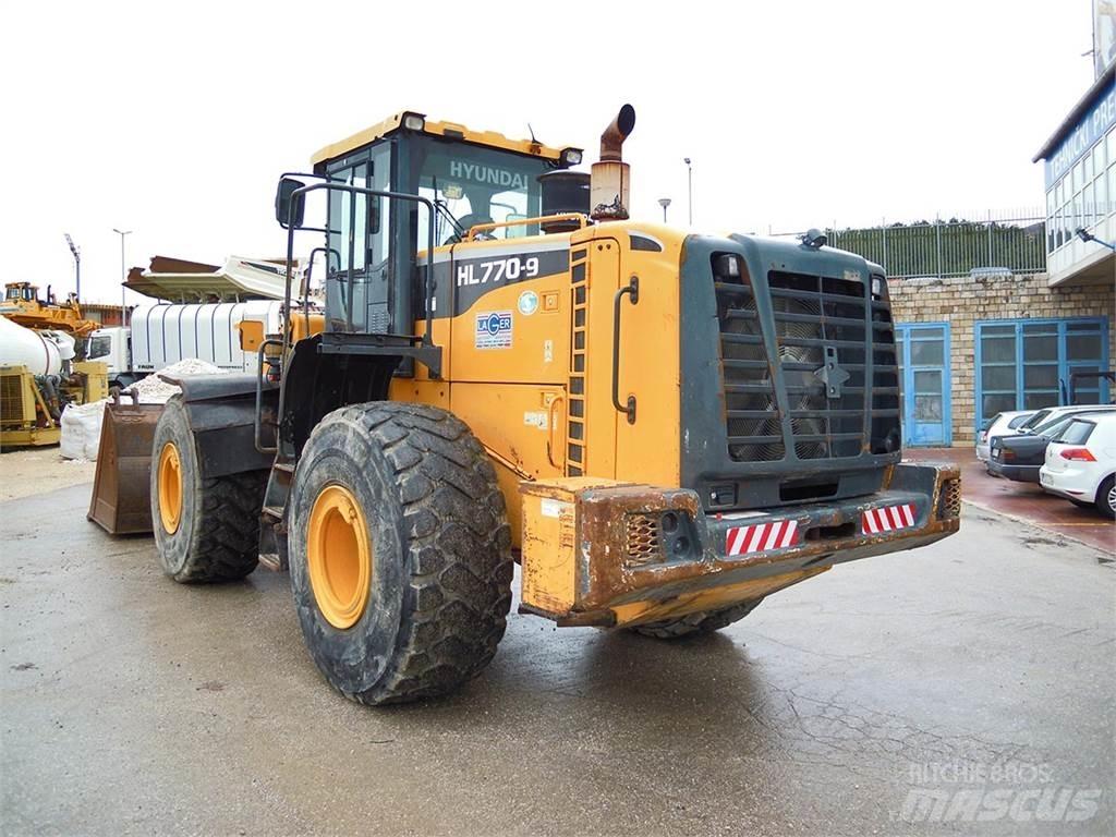 Hyundai HL770-9 Gumikerekes homlokrakodók