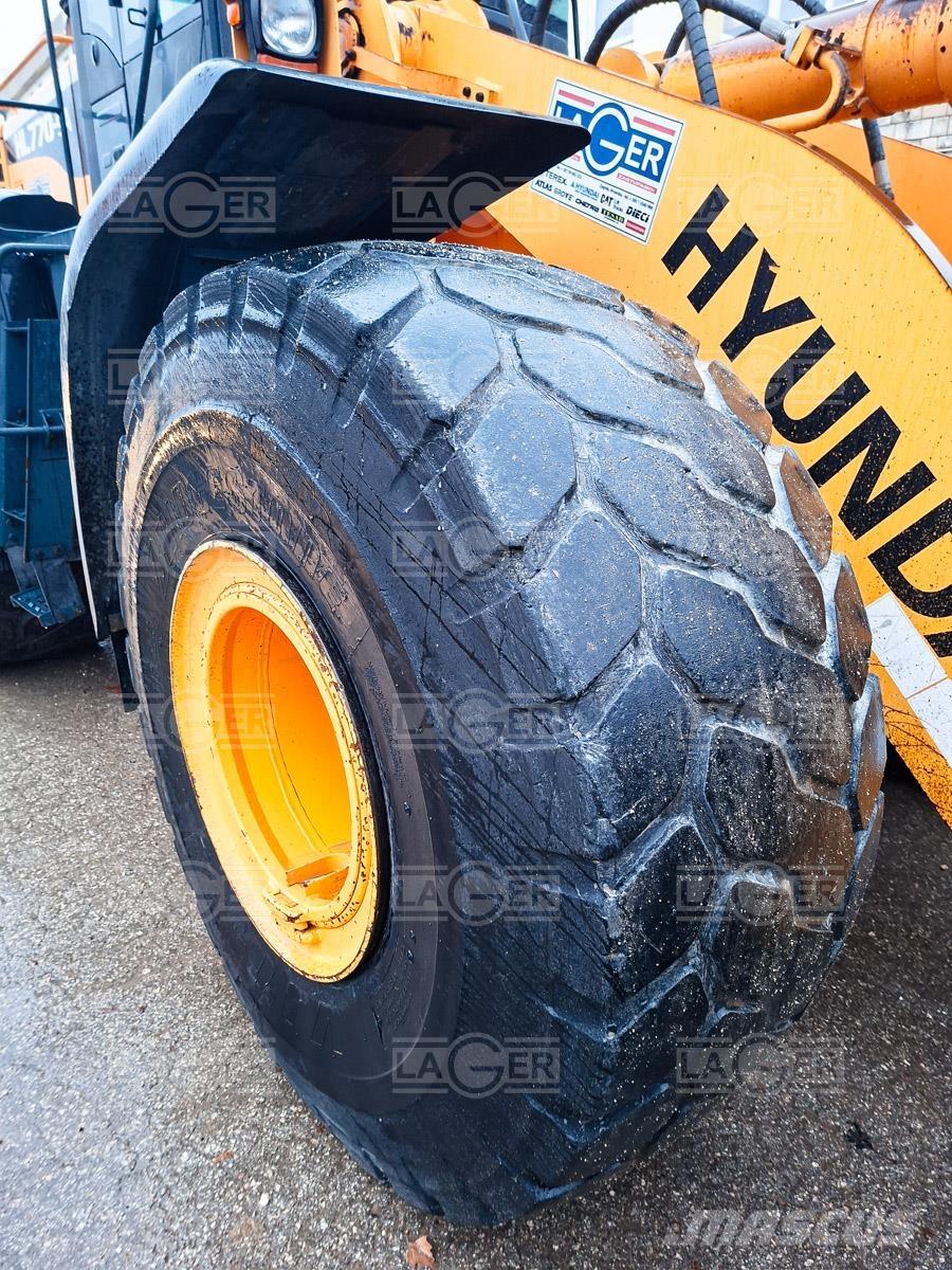Hyundai HL770-9A Gumikerekes homlokrakodók