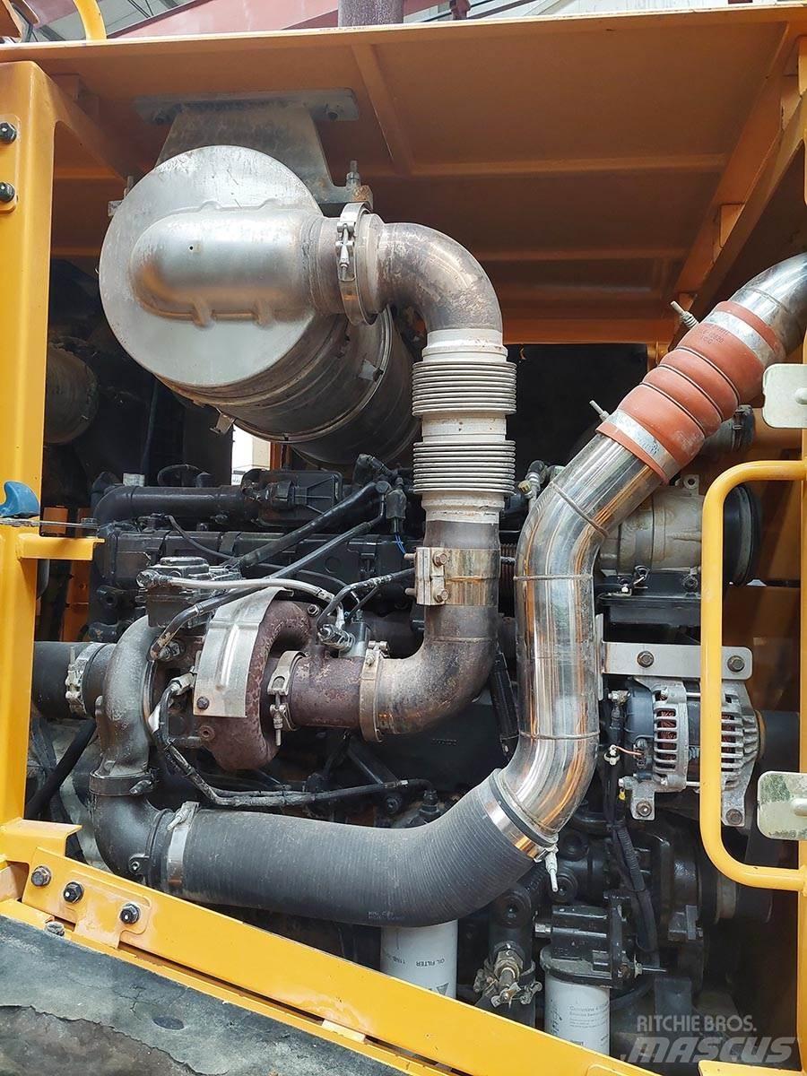 Hyundai HL780-9A Gumikerekes homlokrakodók
