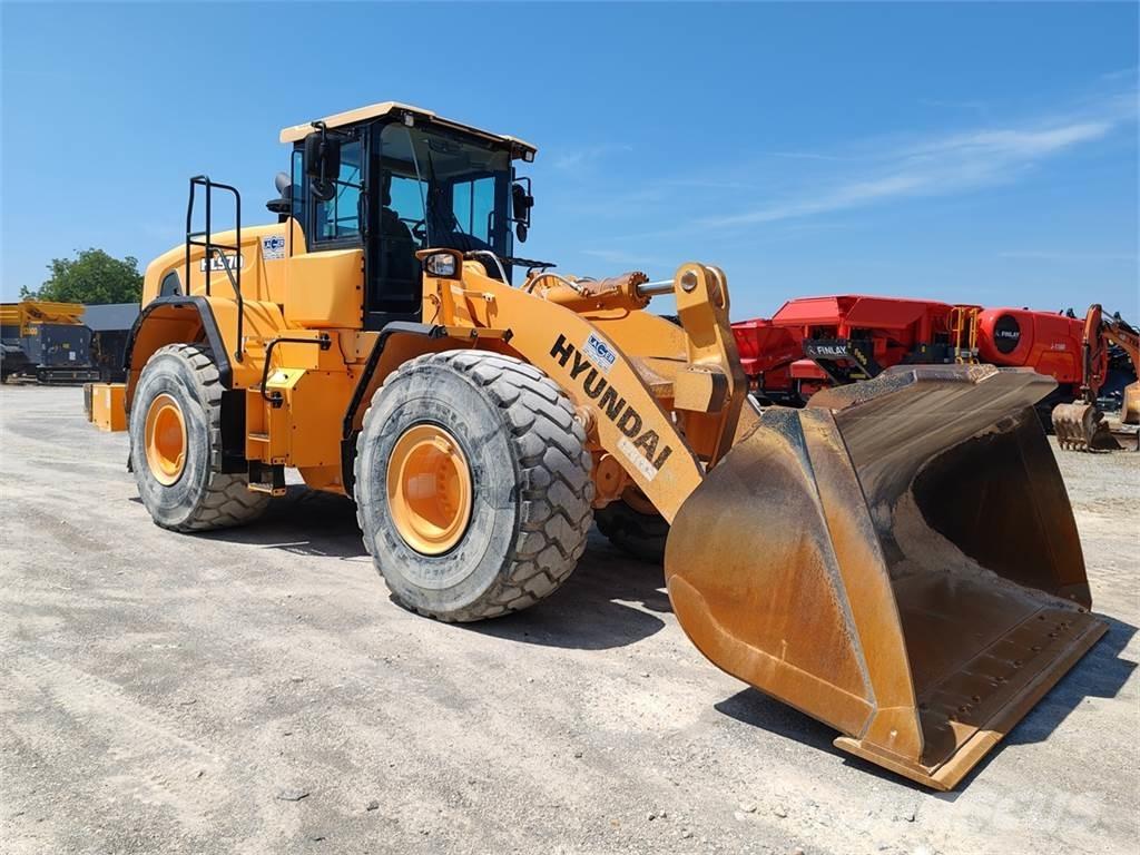 Hyundai HL970 Gumikerekes homlokrakodók