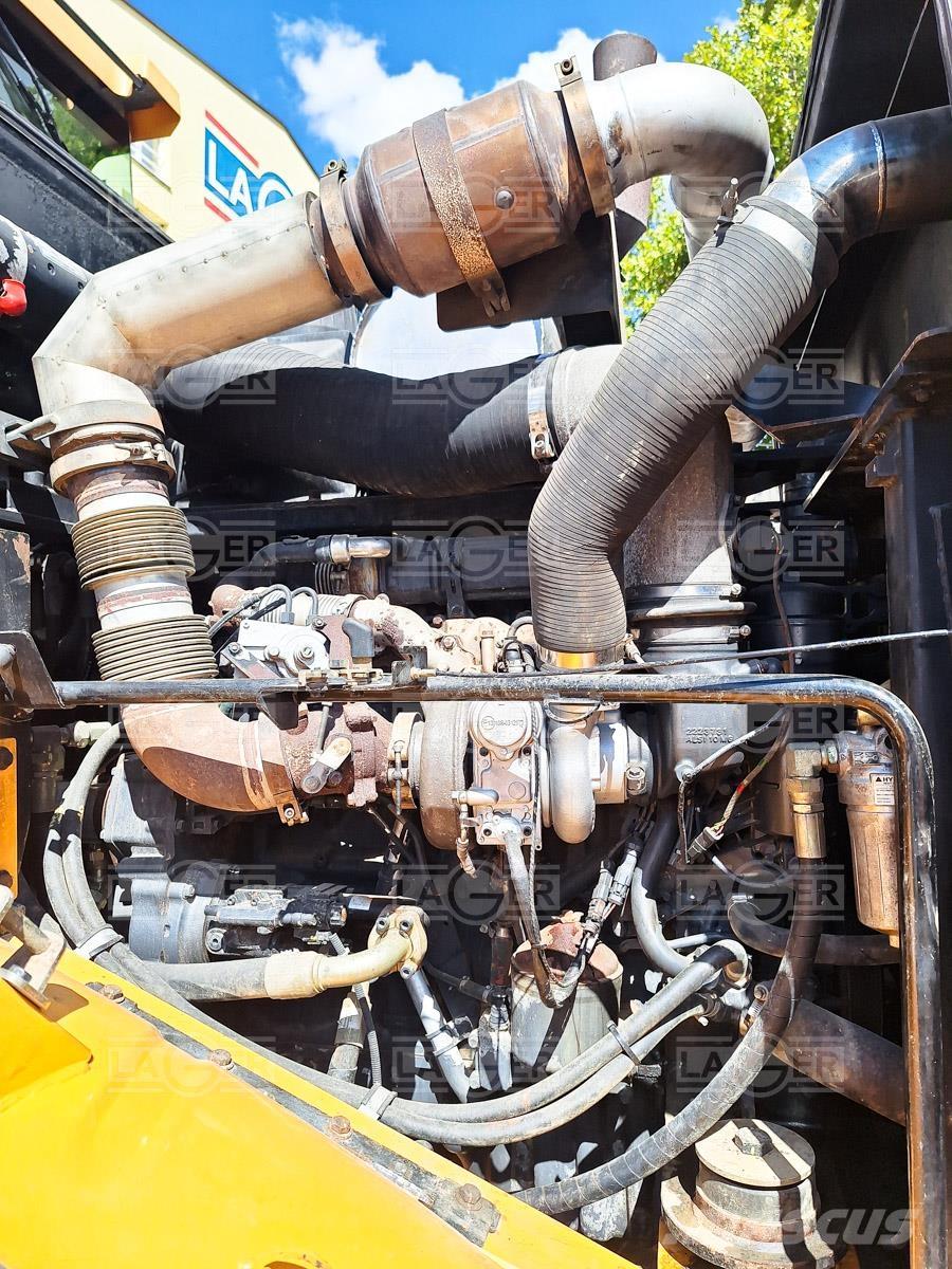 Hyundai HL970 Gumikerekes homlokrakodók