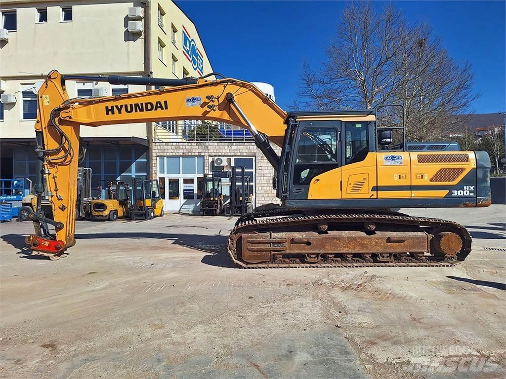 Hyundai HX300NL Lánctalpas kotrók