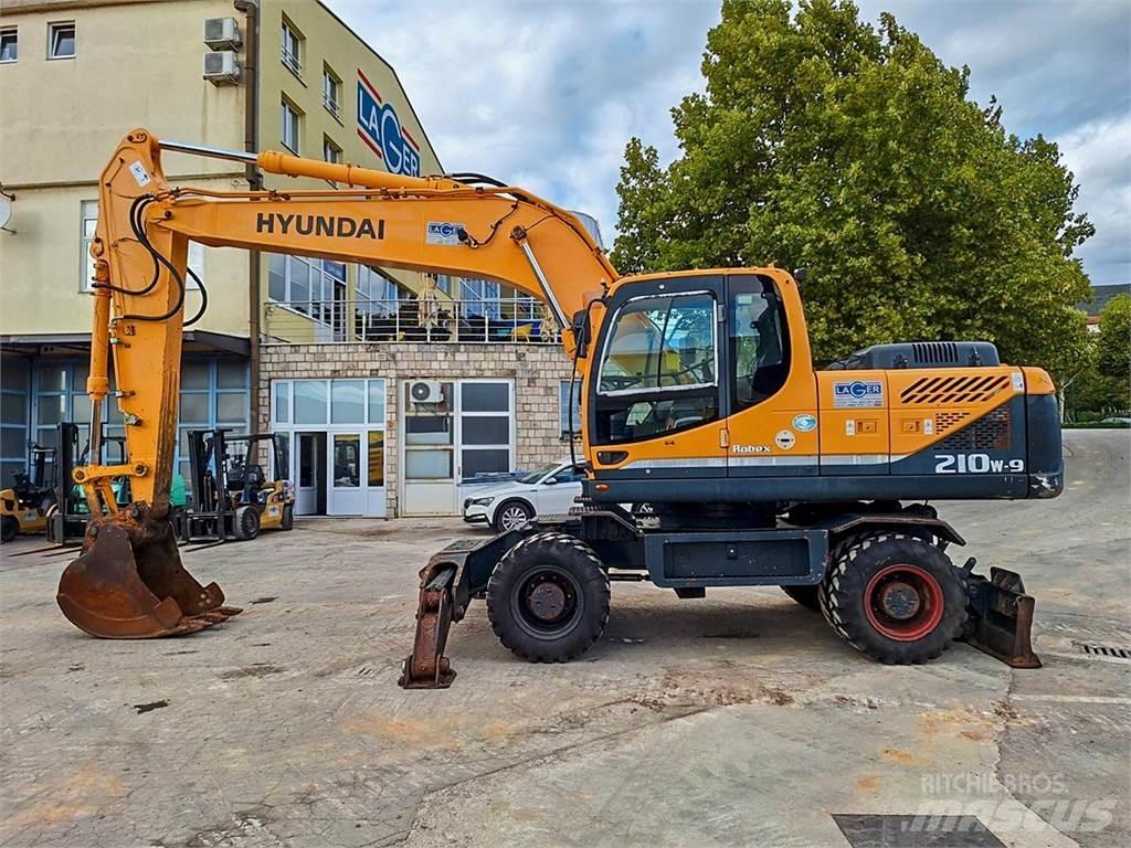 Hyundai R210W-9 Gumikerekes kotrók