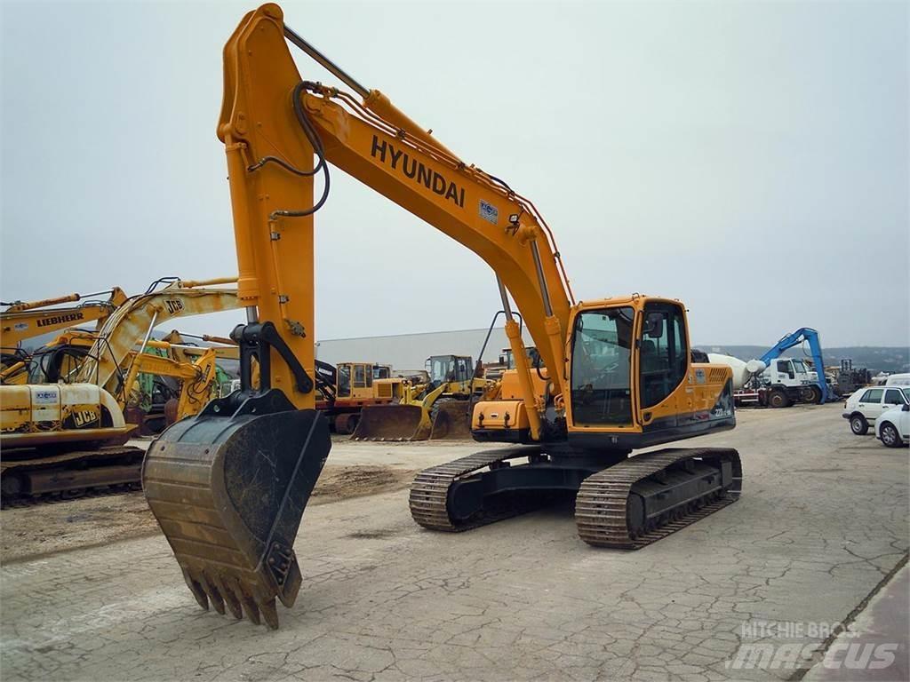 Hyundai R220LC-9S Lánctalpas kotrók