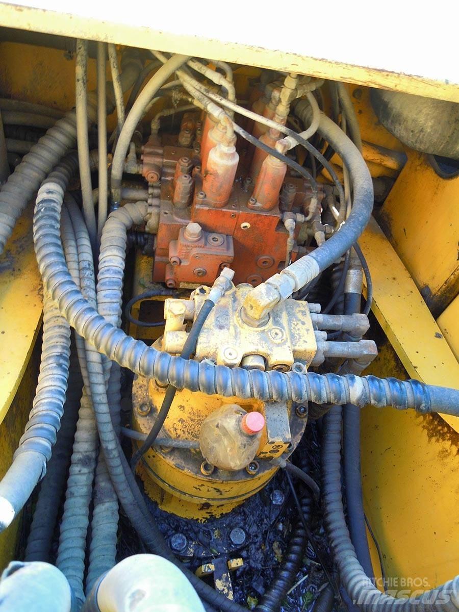 Hyundai R250NLC-7 Lánctalpas kotrók