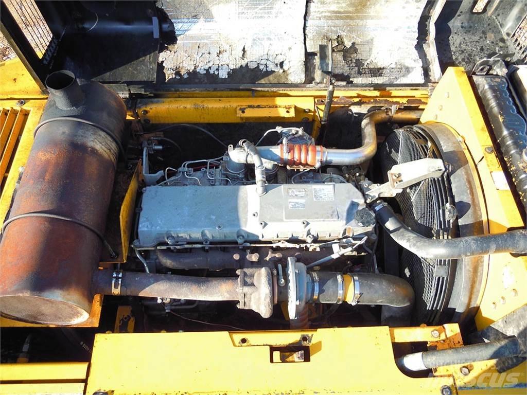 JCB JS330 Lánctalpas kotrók