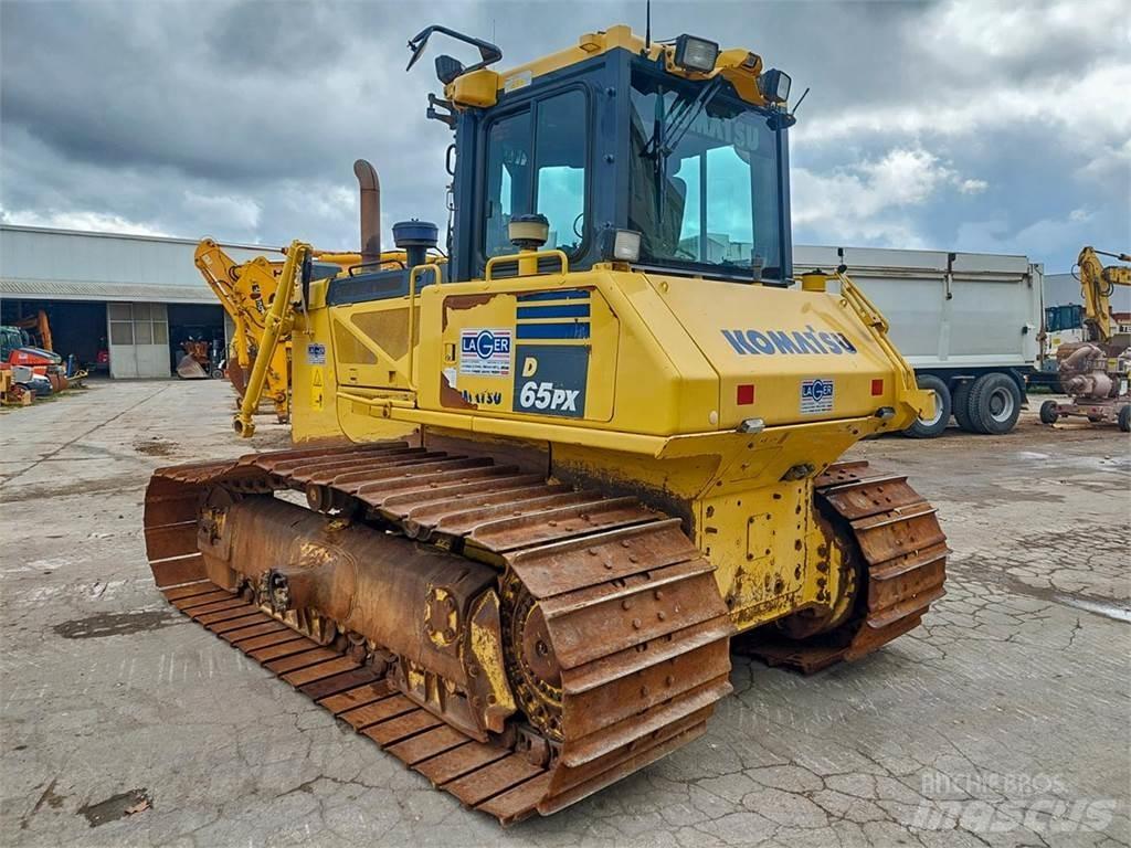 Komatsu D65PX-17 lánctalpas dózerek