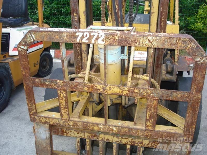 Komatsu FG25-7 Targoncák-Egyéb