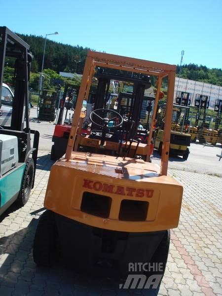 Komatsu FG25L-7 Targoncák-Egyéb