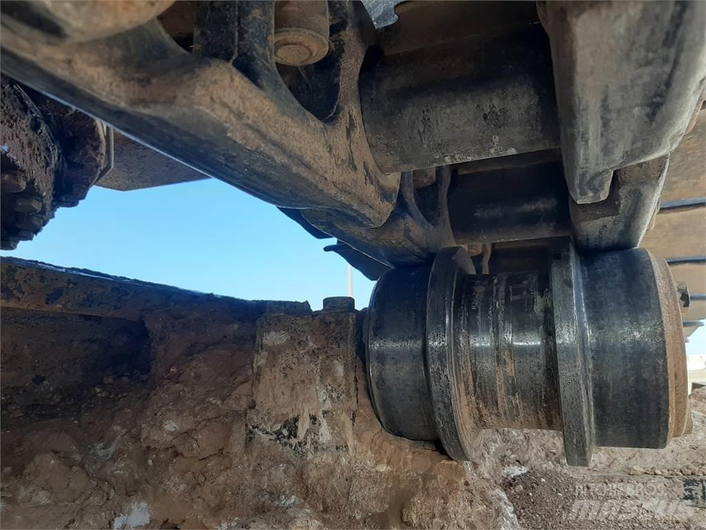Komatsu PC450LC-7K Lánctalpas kotrók