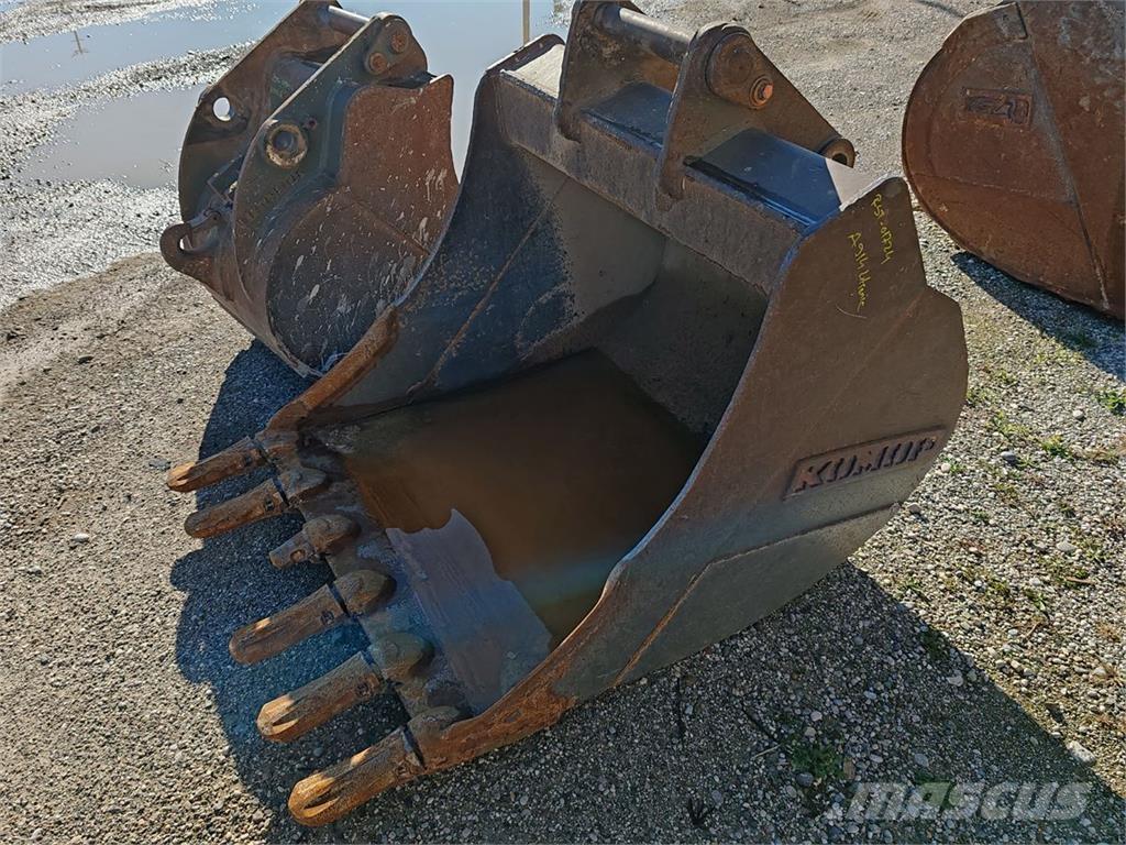 Liebherr A 914 Litronic Gumikerekes kotrók