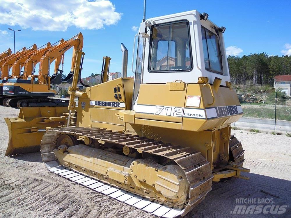 Liebherr PR 712M lánctalpas dózerek