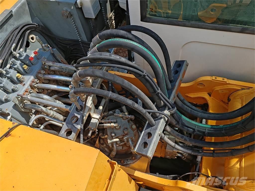 Liebherr R317 Litronic Lánctalpas kotrók
