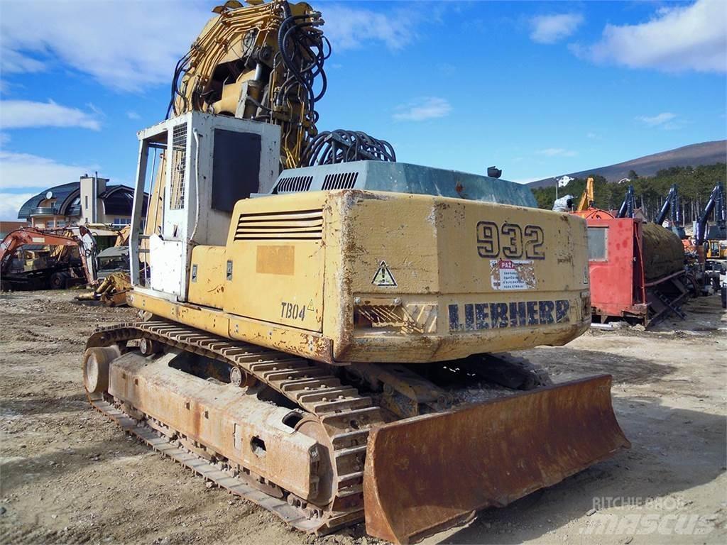 Liebherr R932 T Lánctalpas kotrók