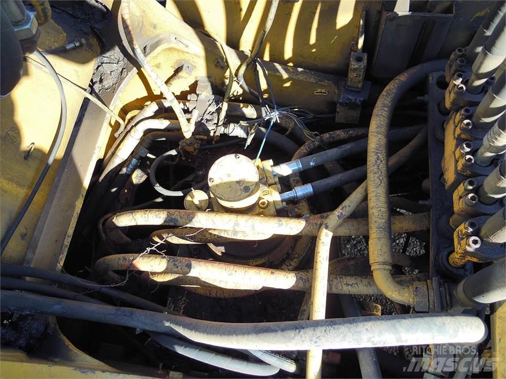 Liebherr R932HDSL Lánctalpas kotrók