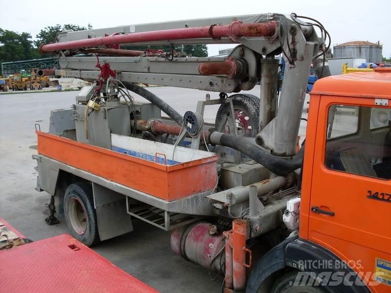 Mercedes-Benz 1113 Betonpumpák