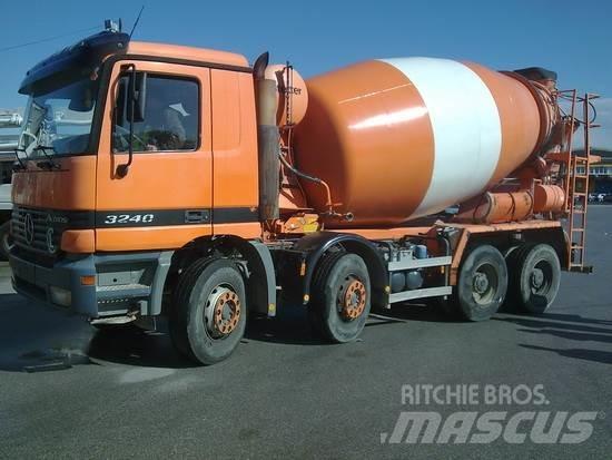 Mercedes-Benz ACTROS 3240 Betonkeverők/Betonpumpák
