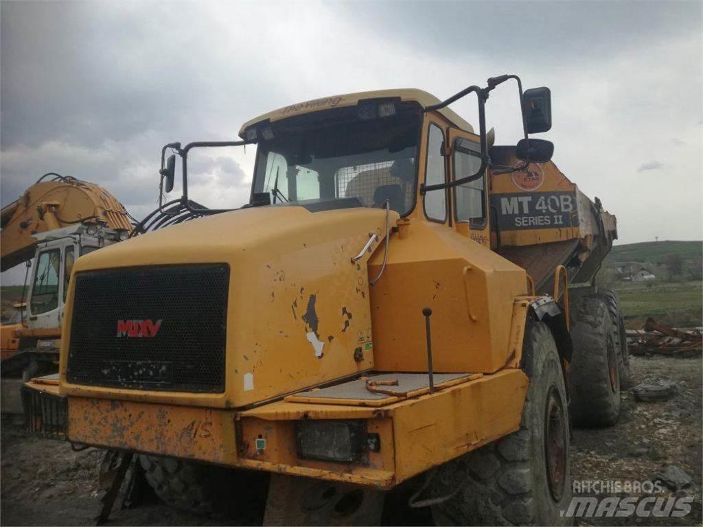 Moxy MT 40B Csuklósdömperek