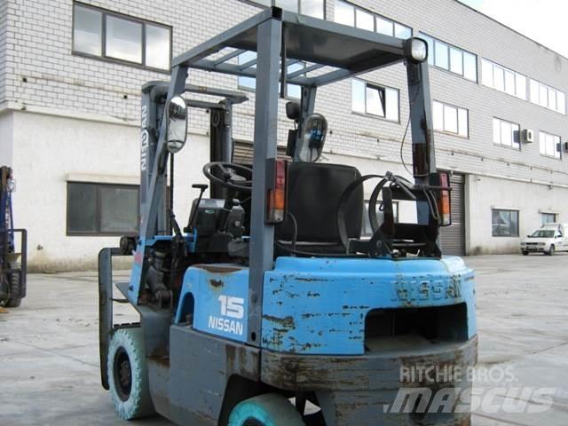 Nissan NJ01A15 Gázüzemű targoncák