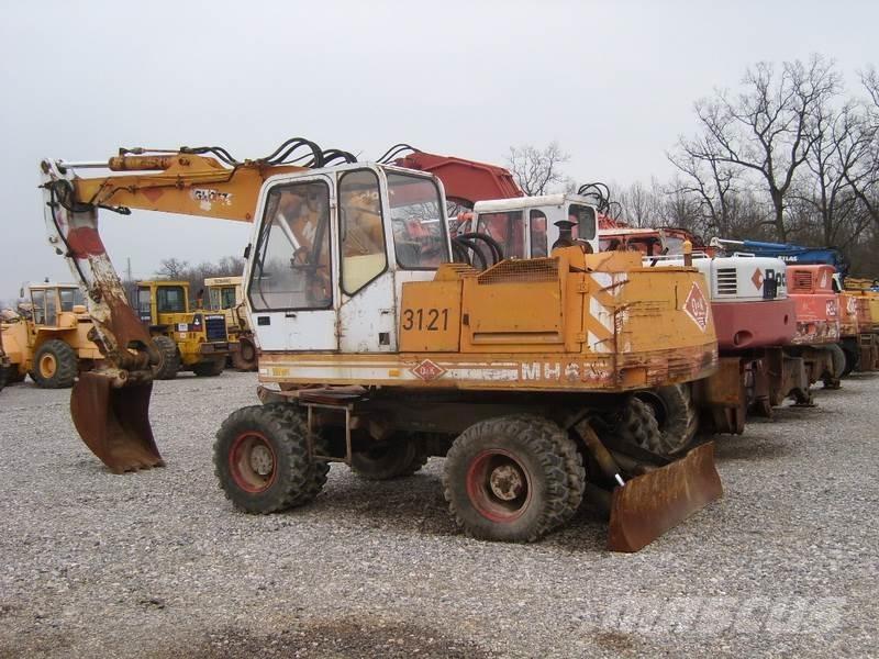 O&K MH6 Gumikerekes kotrók