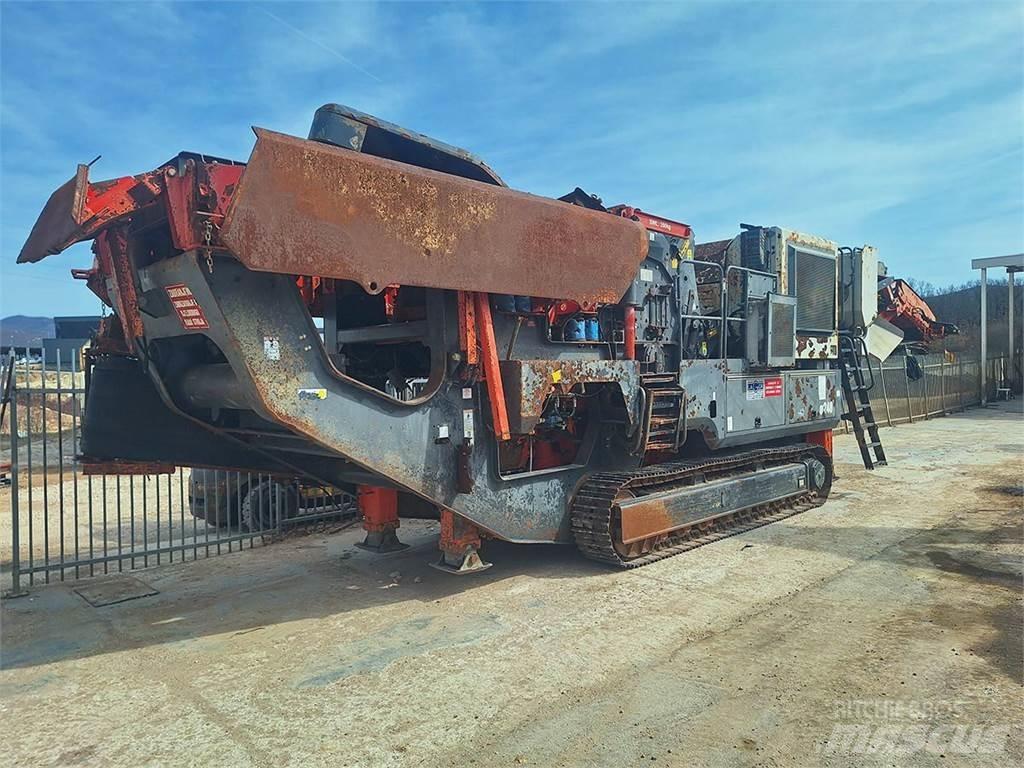 Sandvik QI 240 Mobil törőgépek
