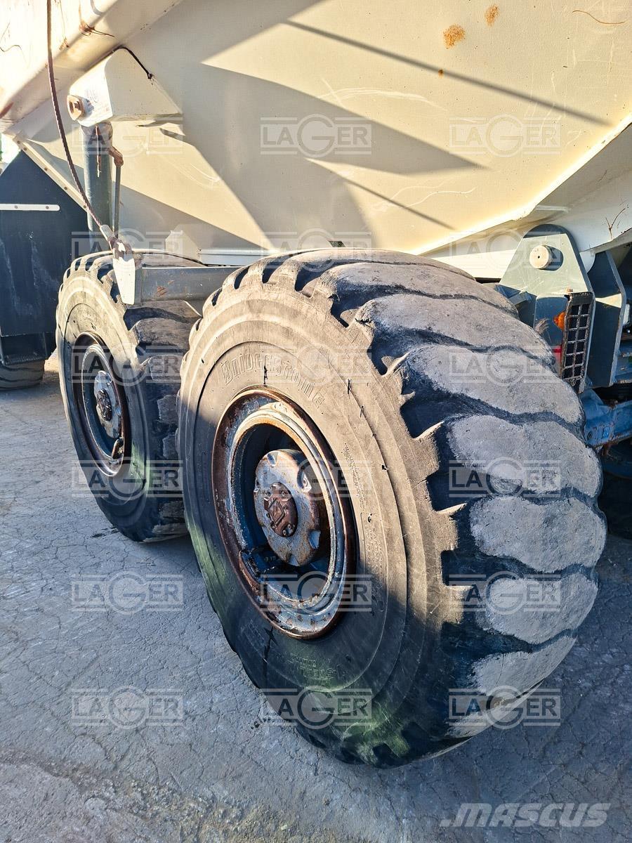 Terex TA300 Mezei dömperek