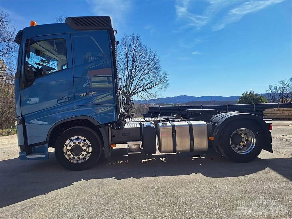 Volvo 460 Billenő teherautók