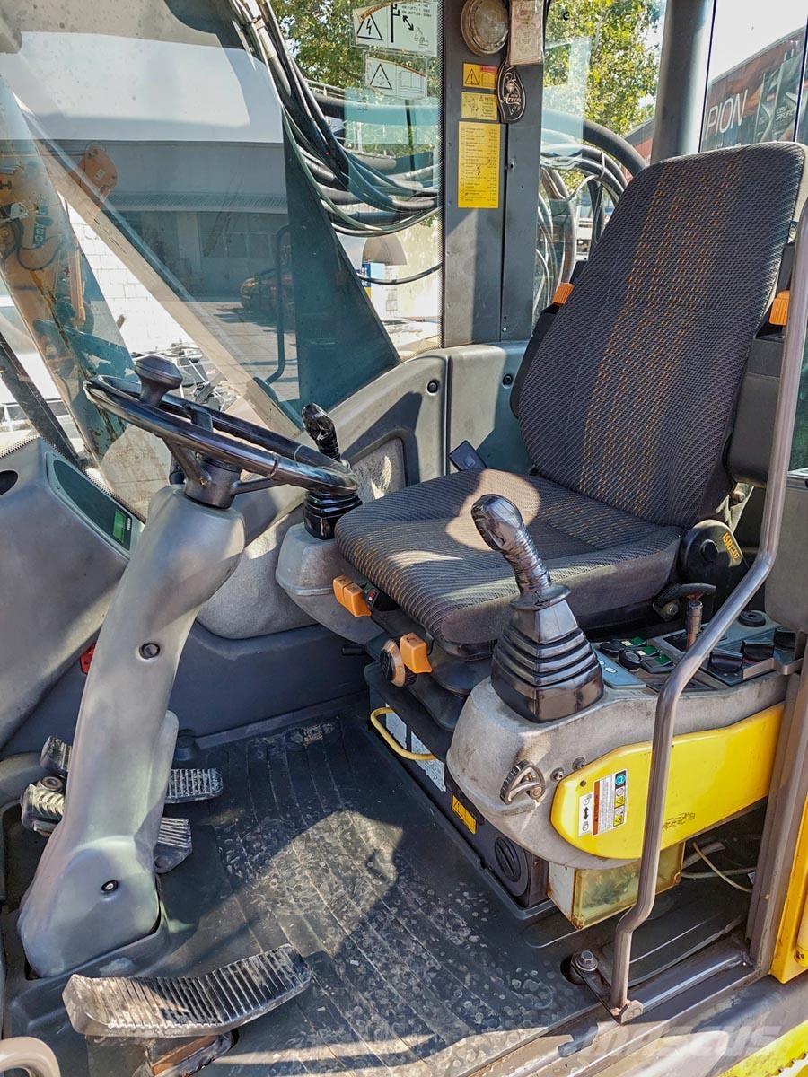 Volvo EW160 Gumikerekes kotrók