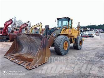 Volvo L180E Gumikerekes homlokrakodók